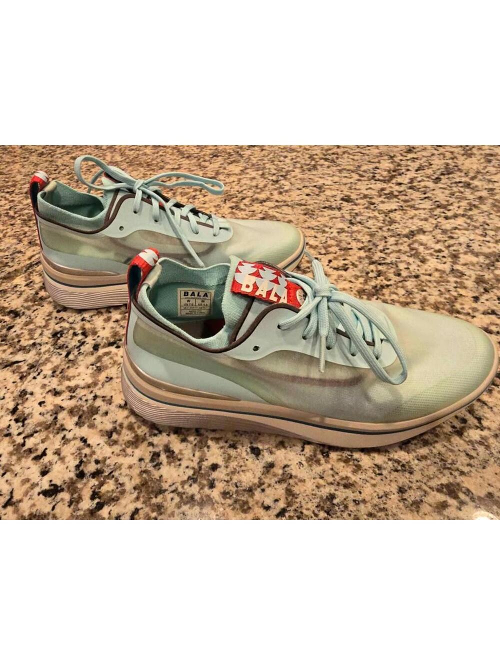 Bala Twelves Nursing Shoes Men's Size 5.5 Women's Size 7